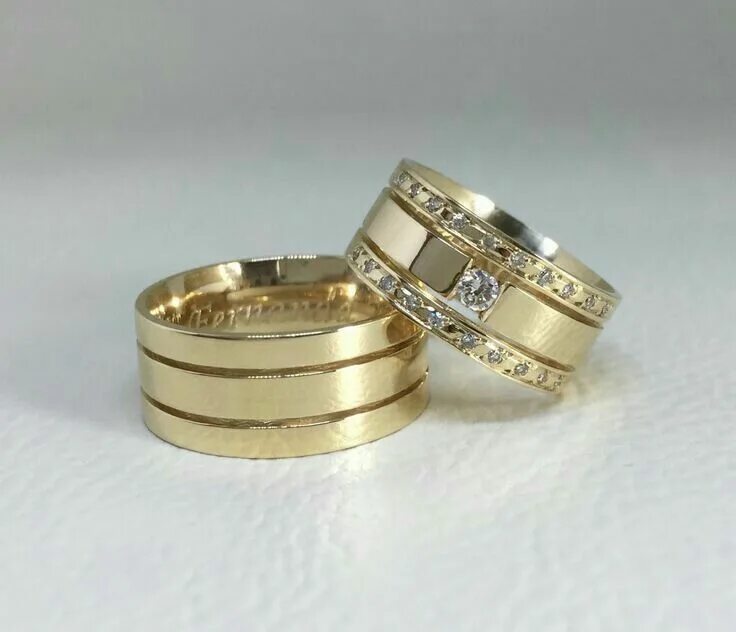 Купить обручальные кольца фото Pin de Bron em Jewellery ⤵ AMAZING! Alianças, Aliança quadrada, Noivado