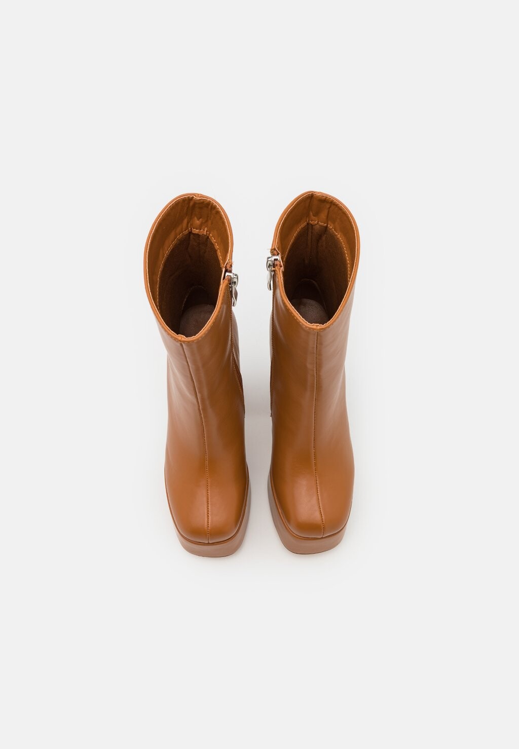 Купить обувь фото Ботильоны на каблуке Koi Footwear - купить с доставкой из-за рубежа через платфо