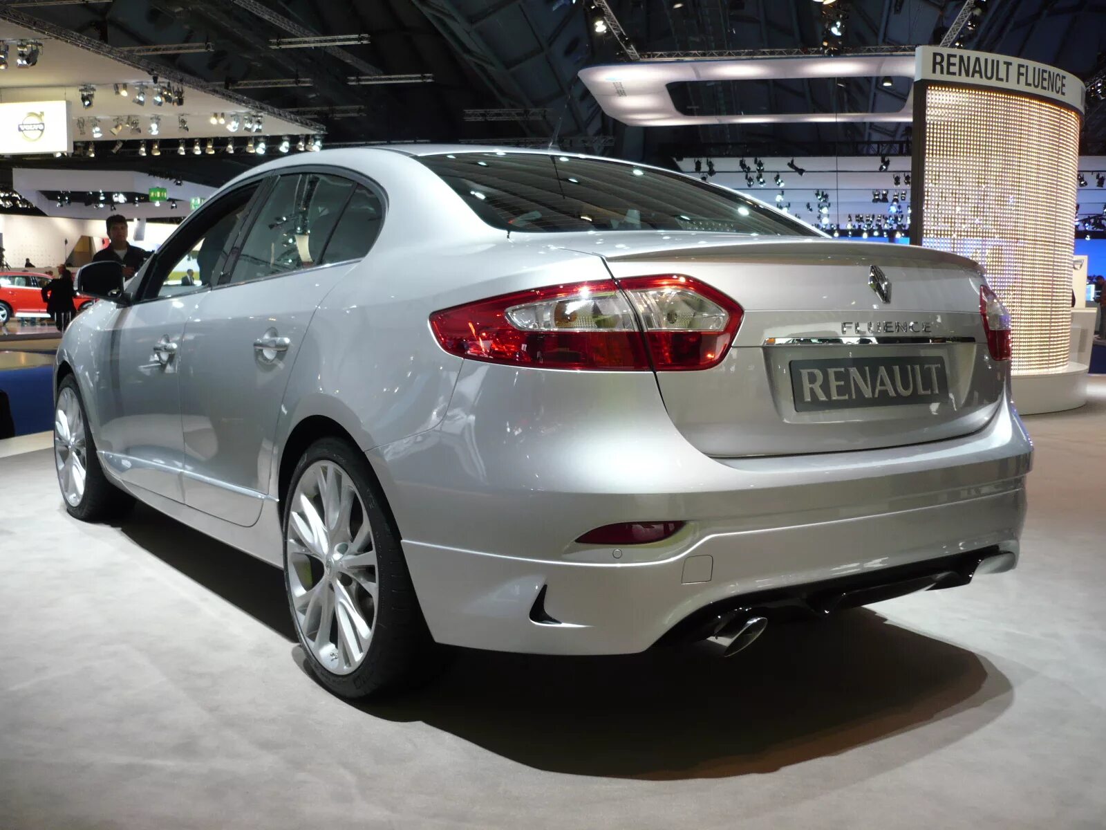 Купить обвес тюнинг на рено флюенс Обвес renault fluence CarsVideo.ru