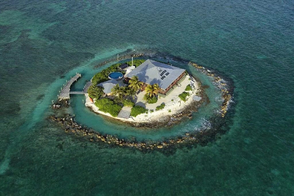 Купить остров в океане фото Island Getaway. Private island, Remote island, Island