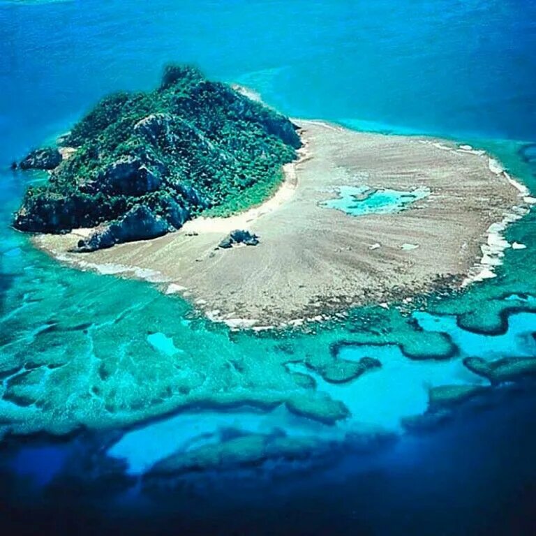 Купить остров в океане цены с фото Pin on PLACES TO GO