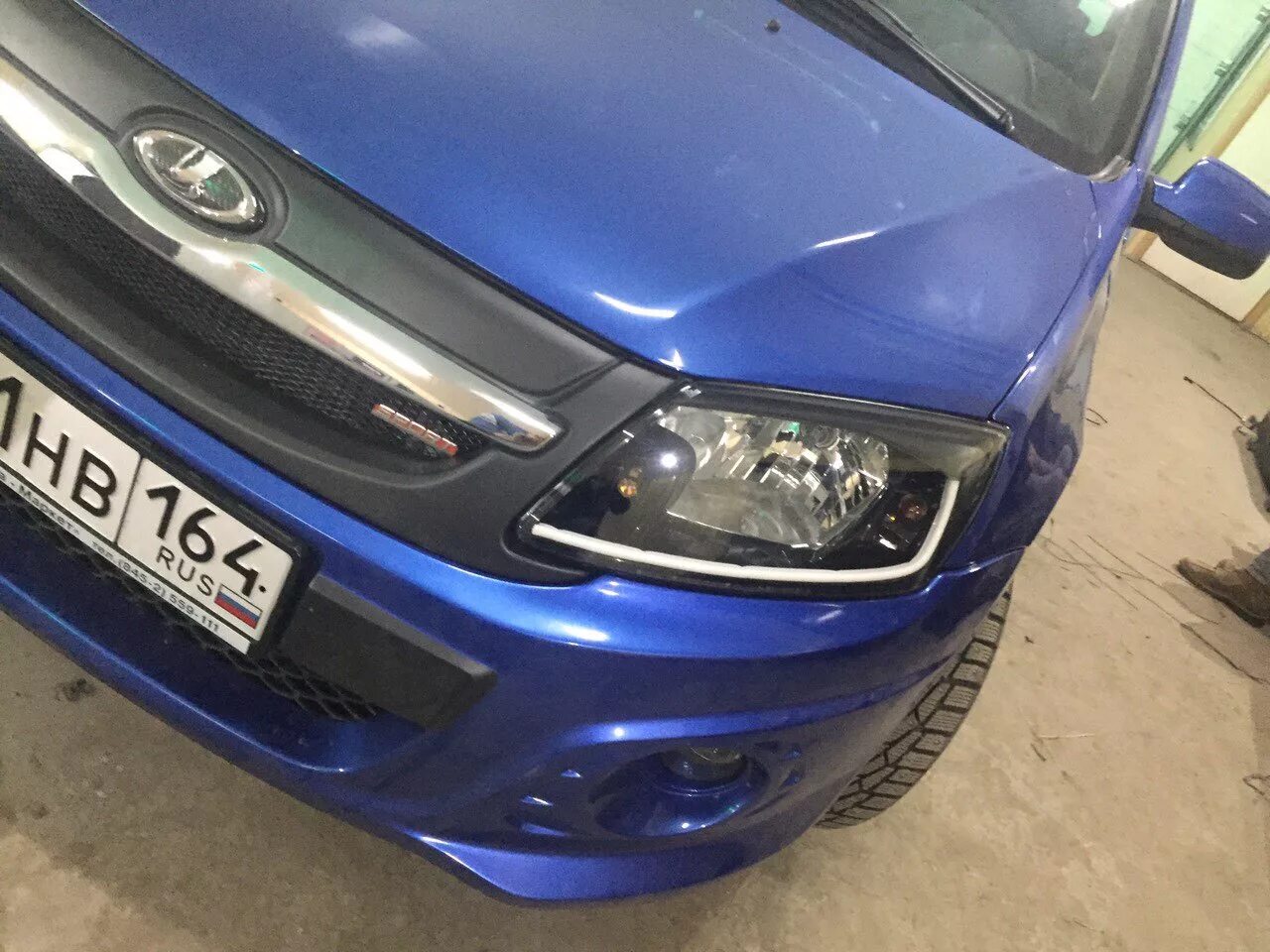 Купить передние тюнинг фары на гранту Передняя оптика - Lada Granta Sport, 1,6 л, 2015 года тюнинг DRIVE2