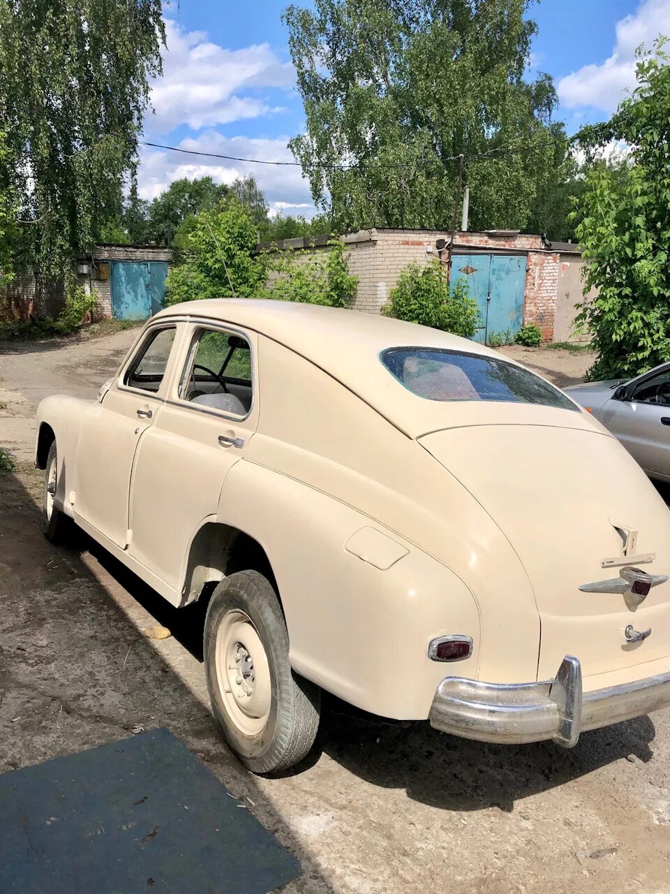 Купить победу цена фото Теперь крем-брюлешечка - ГАЗ М-20 Победа, 2 л, 1956 года фотография DRIVE2