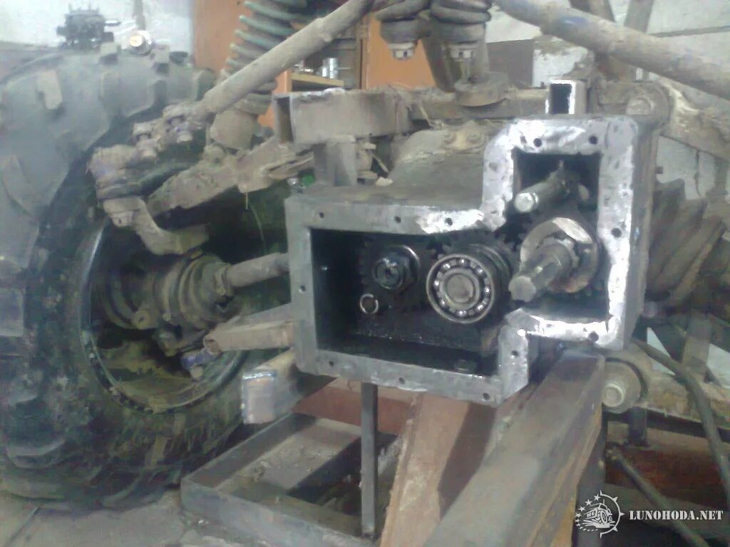 Купить редуктор промежуточный для самодельного трактора куплю шестерни реверс-редуктора СЗД или редуктор целиком - Лунохода.Нет