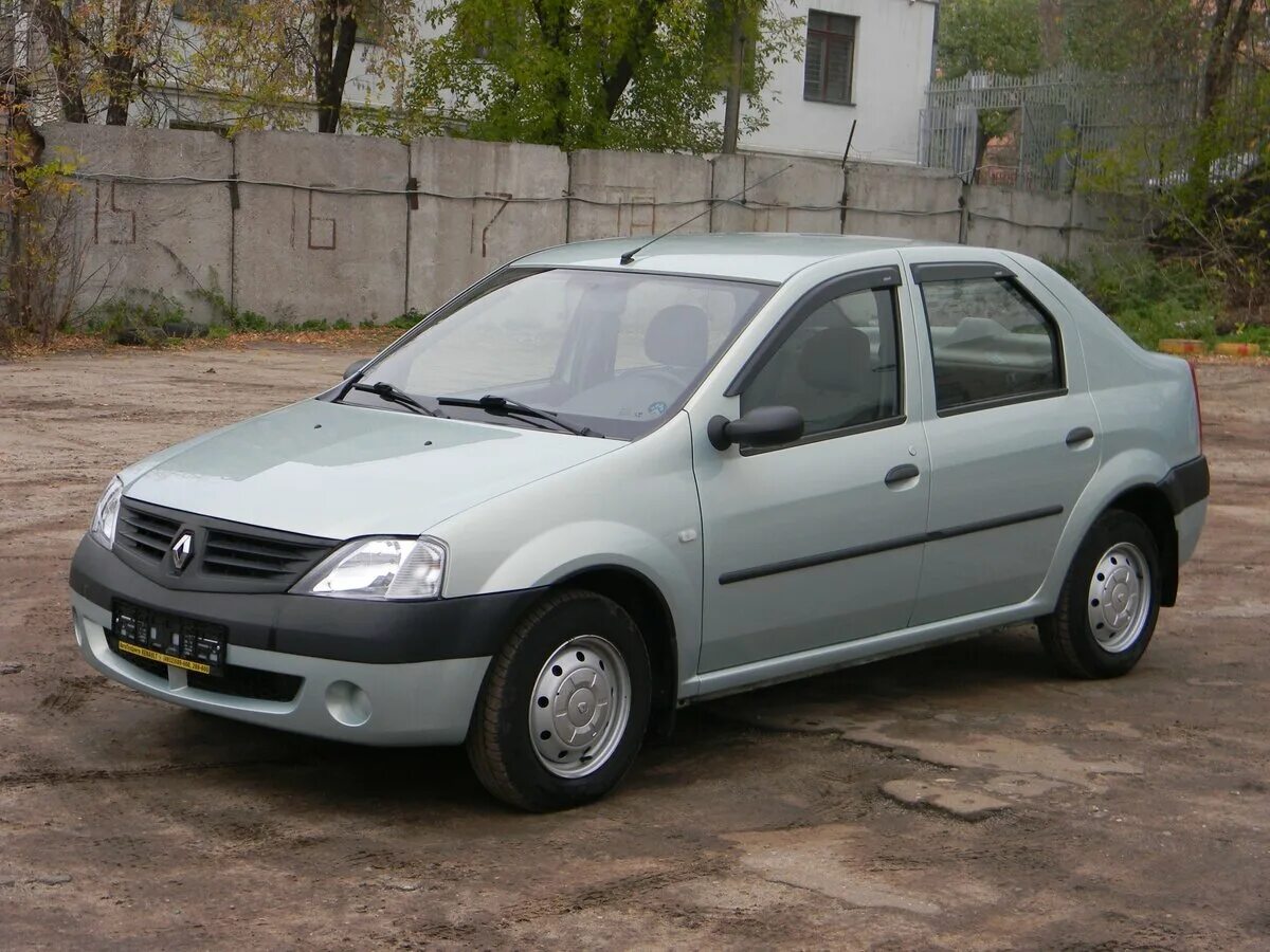 Купить рено логан фото Купить б/у Renault Logan I 1.6 MT (87 л.с.) бензин механика в Иванове: серебрист