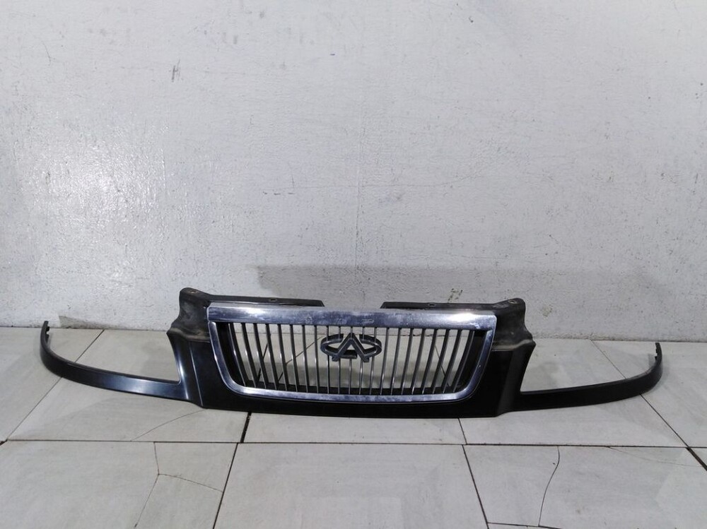 Купить решетку радиатора чери тюнинг A158401505BA Решетка радиатора Chery Amulet A15 2003-2014 купить бу по цене 1600