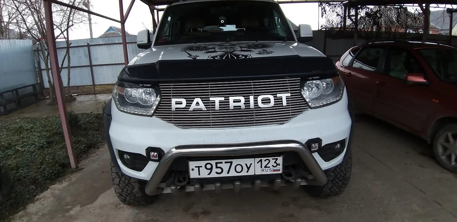 Купить решетку радиатора на уаз патриот тюнинг Немного шарма - УАЗ Patriot, 2,7 л, 2015 года просто так DRIVE2