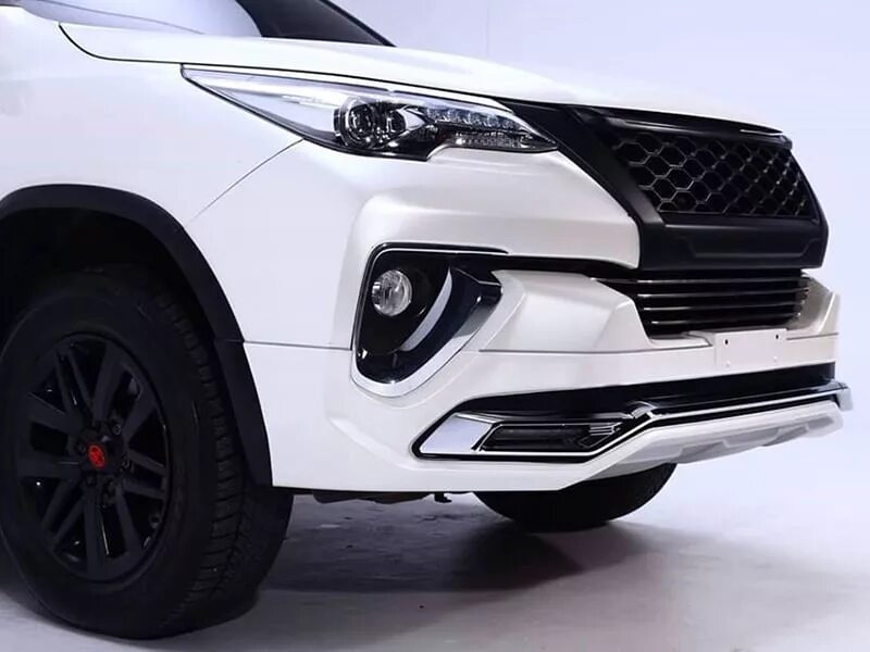 Купить решетку радиатора тойота фортунер 2 тюнинг Bodykit TF1 Style For Toyota Fortuner 2015 (With Car Color) - Rstyle Racing