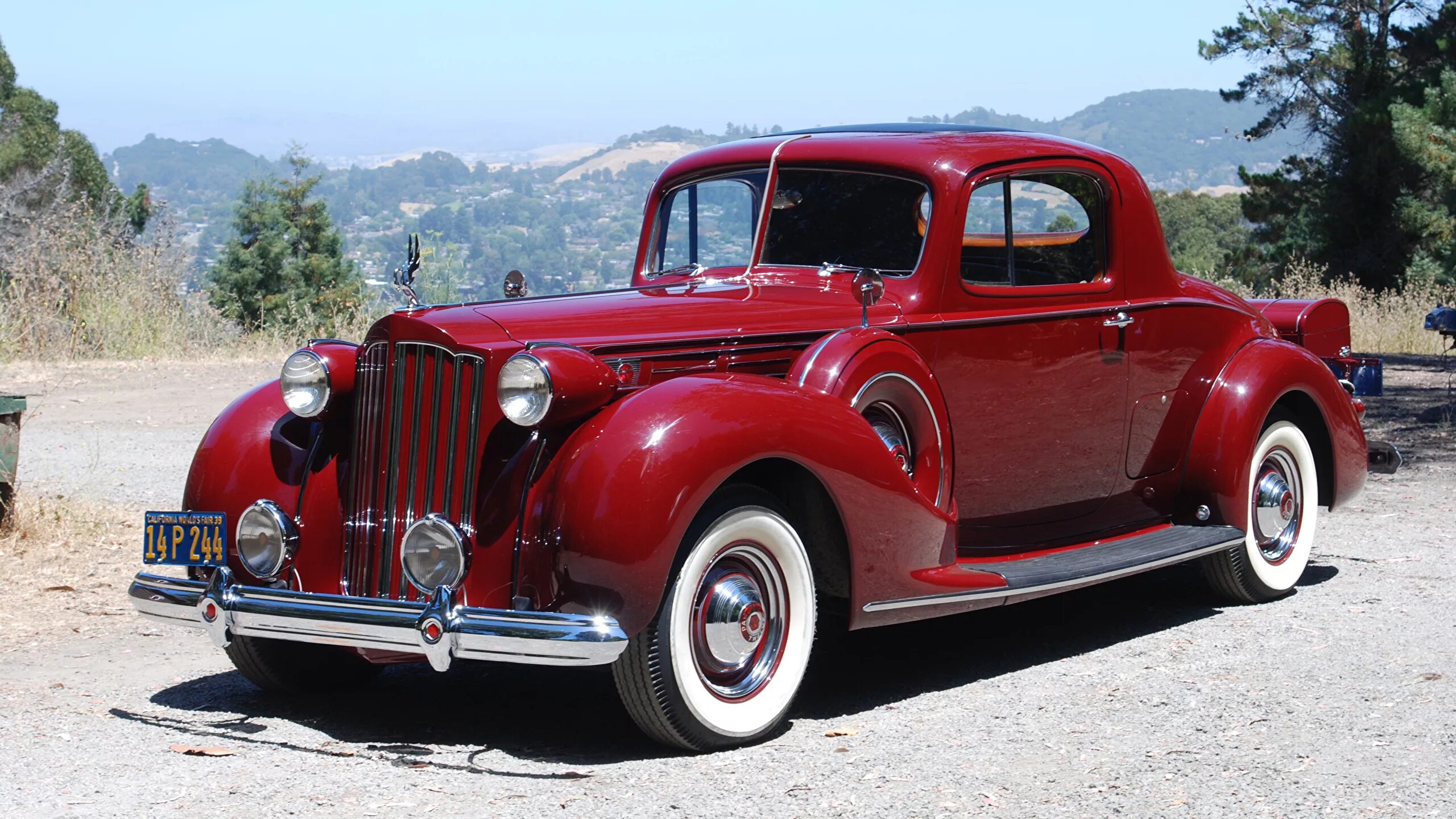 Купить ретро фото Картинка 1939 Packard Twelve 2-4-passenger Coupe старинные 2560x1440