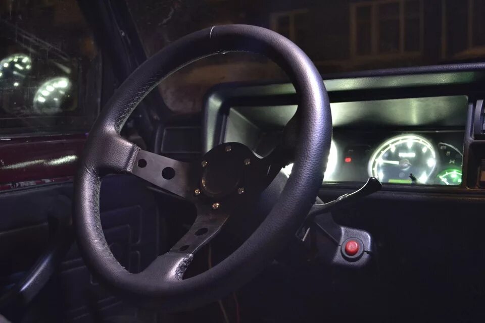 Купить руль на ваз 2107 тюнинг Ребилд руля part II - Lada 2107, 1,6 л, 2008 года тюнинг DRIVE2