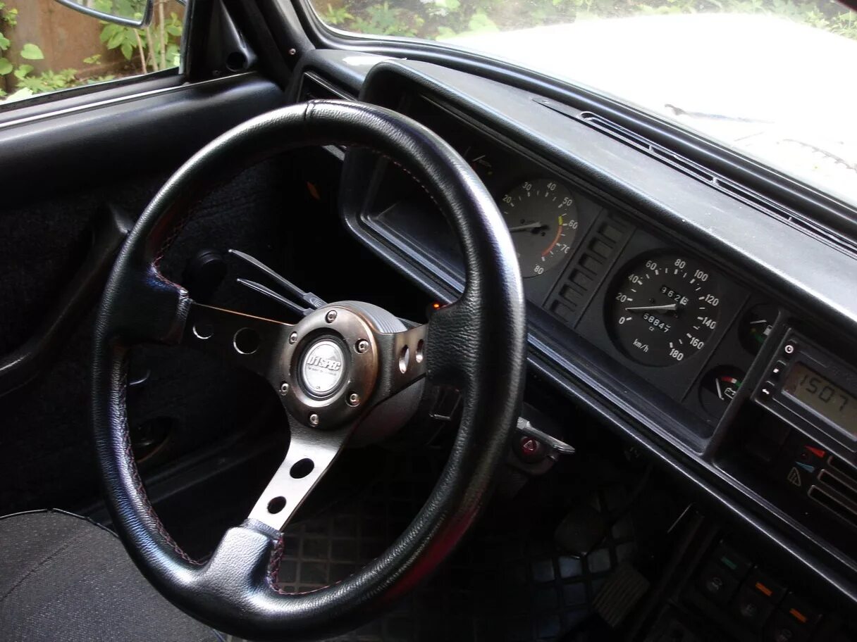 Купить руль на ваз 2107 тюнинг Поставил руль HKB D1 Spec - Lada 2105, 4,3 л, 1985 года плановое ТО DRIVE2