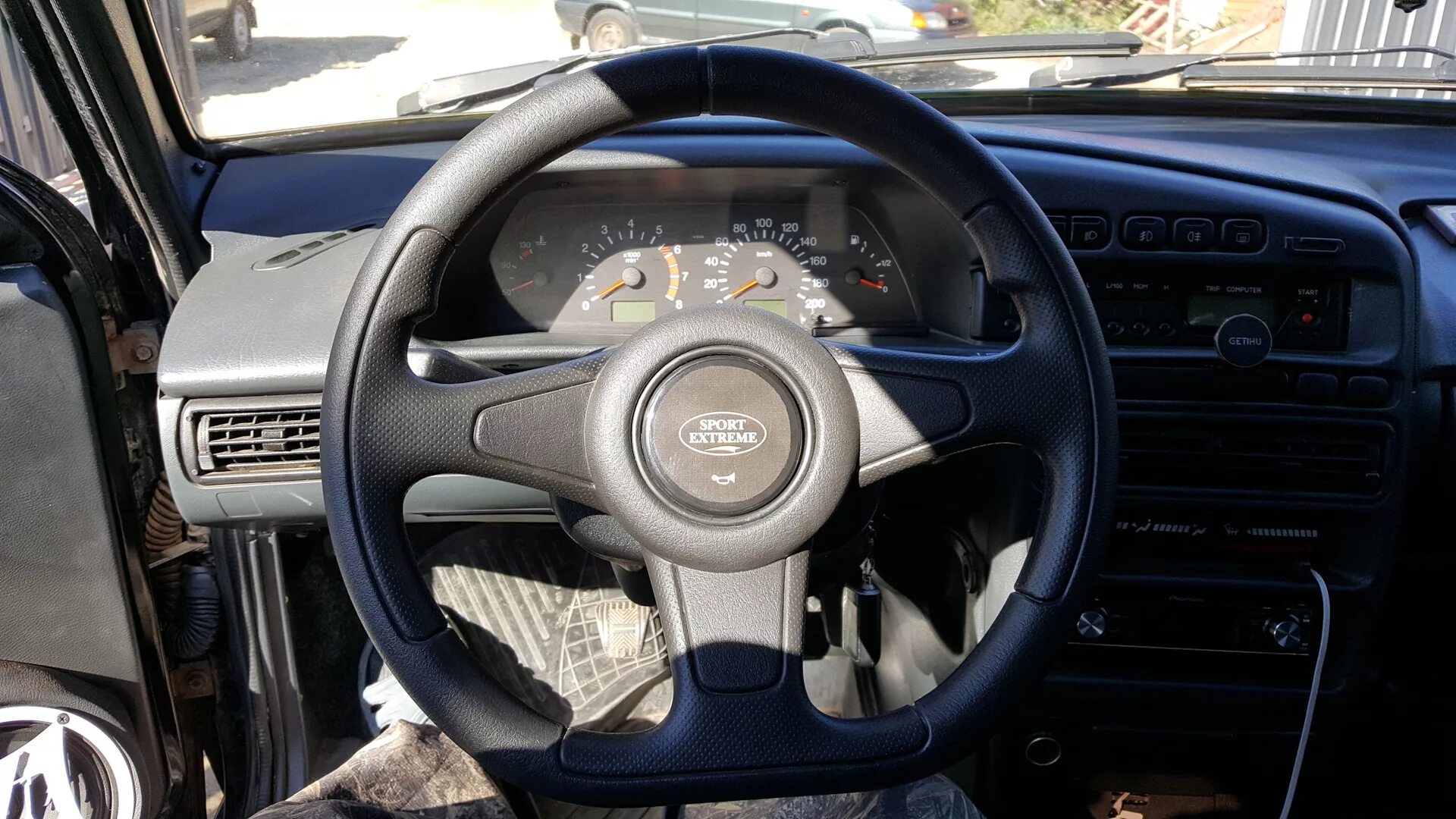 Купить руль на ваз 2114 тюнинг Установка руля - Lada 2114, 1,6 л, 2009 года стайлинг DRIVE2