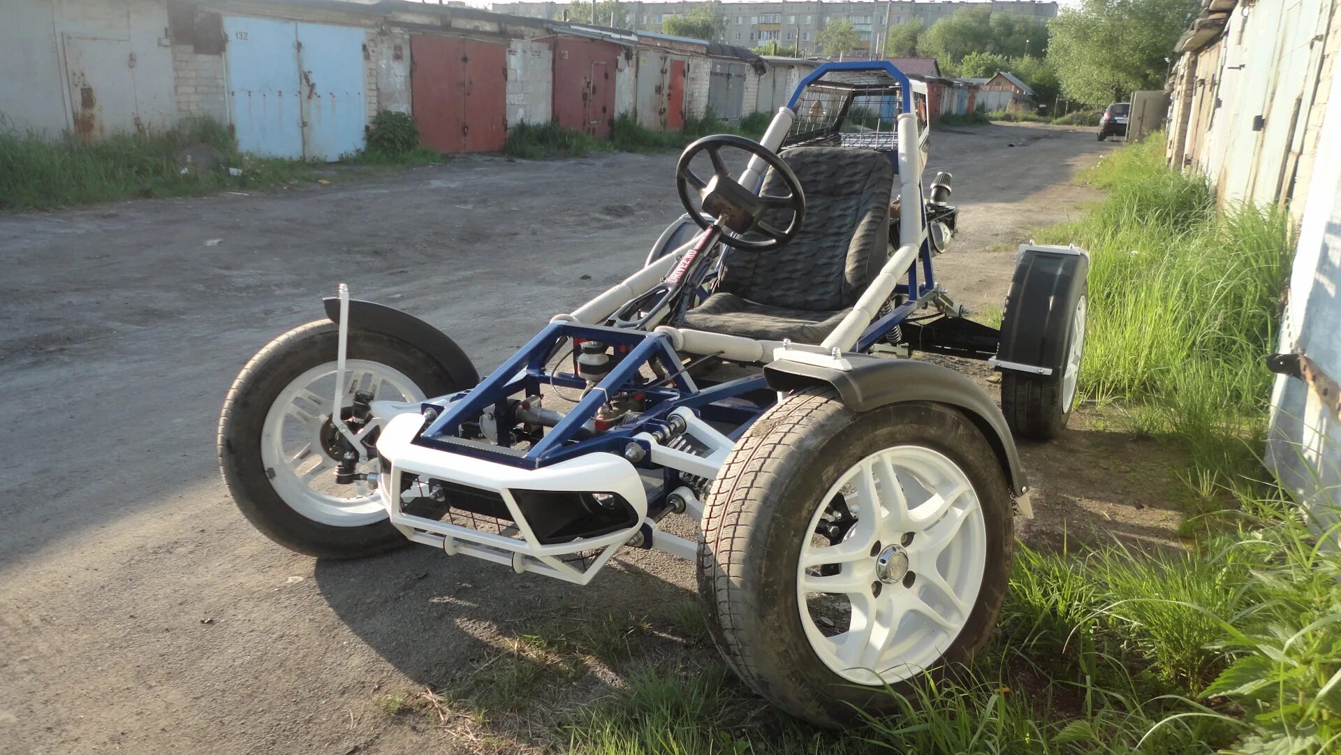 Купить самоделку на авито Игрушка)) - Подарок Сыну, 0,5 л, 2014 года фотография DRIVE2
