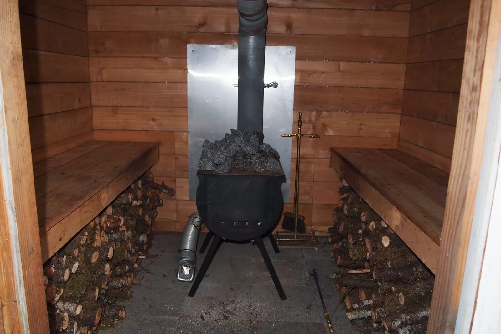 Купить самодельную баню stock tank wood fired hot tub - Google Search Sauna diy, Wood sauna, Outdoor sau