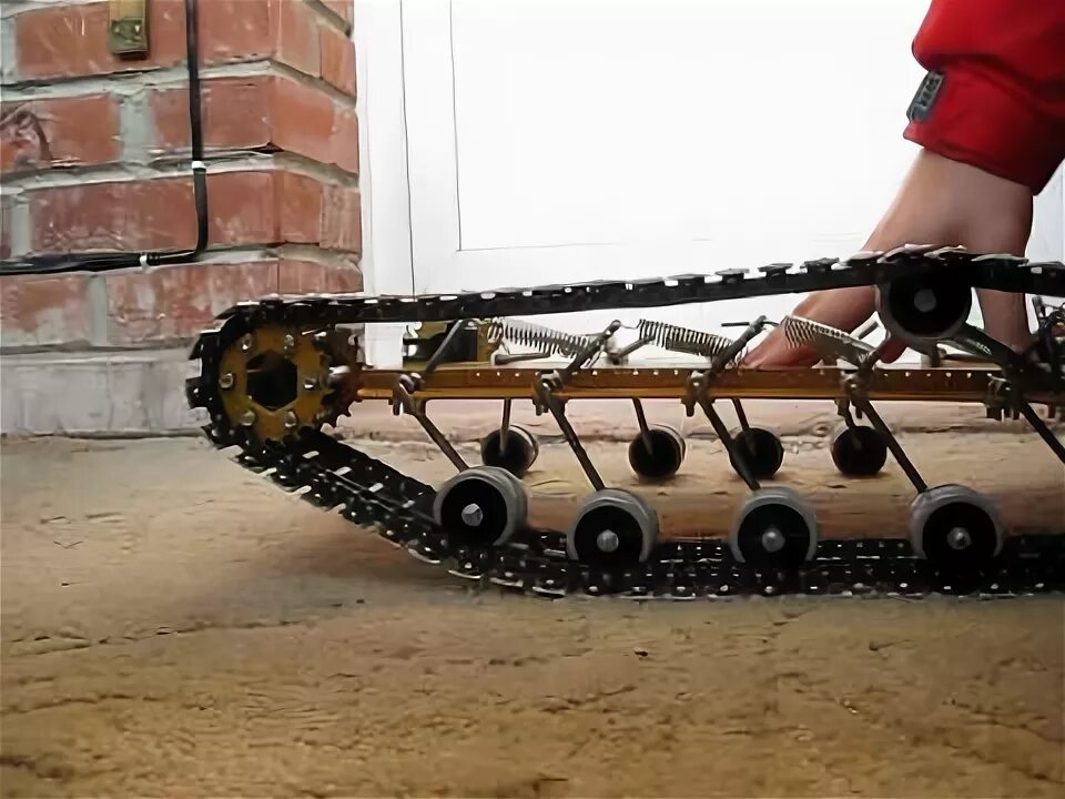 Купить самодельную гусеницу Как сделать гусеницу для танка / How to made caterpillar for tank - YouTube