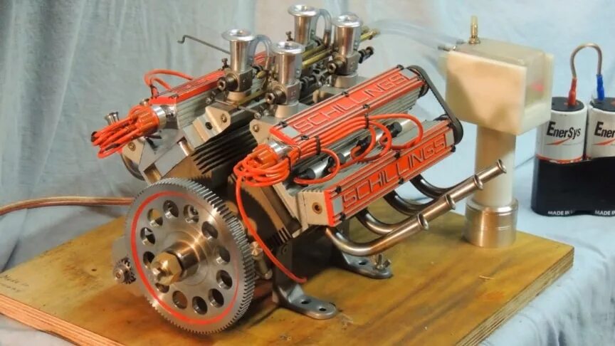 Купить самодельный двигатель Schillings V8 80cc Model Engine Running With Great Sound