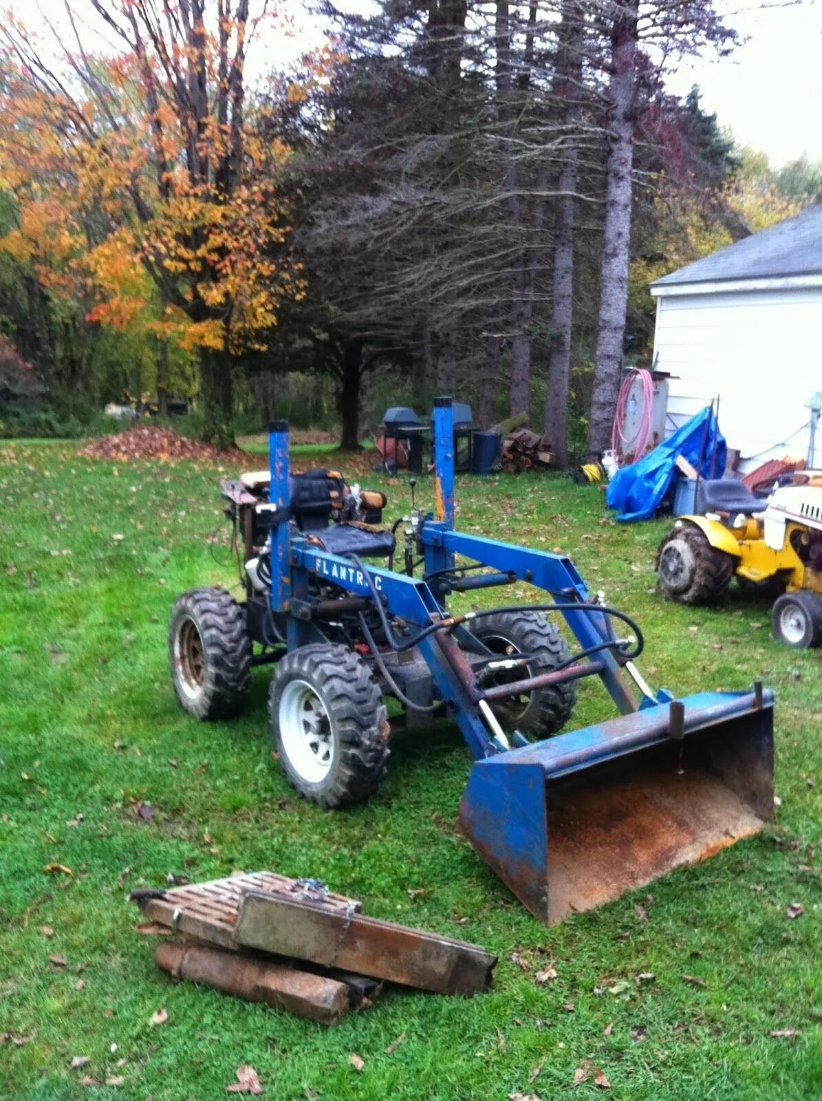 Купить самодельный мини трактор для хозяйства Homemade Loader Lawn Tractor (With images) Tractors, Lawn tractor, Yard tractors