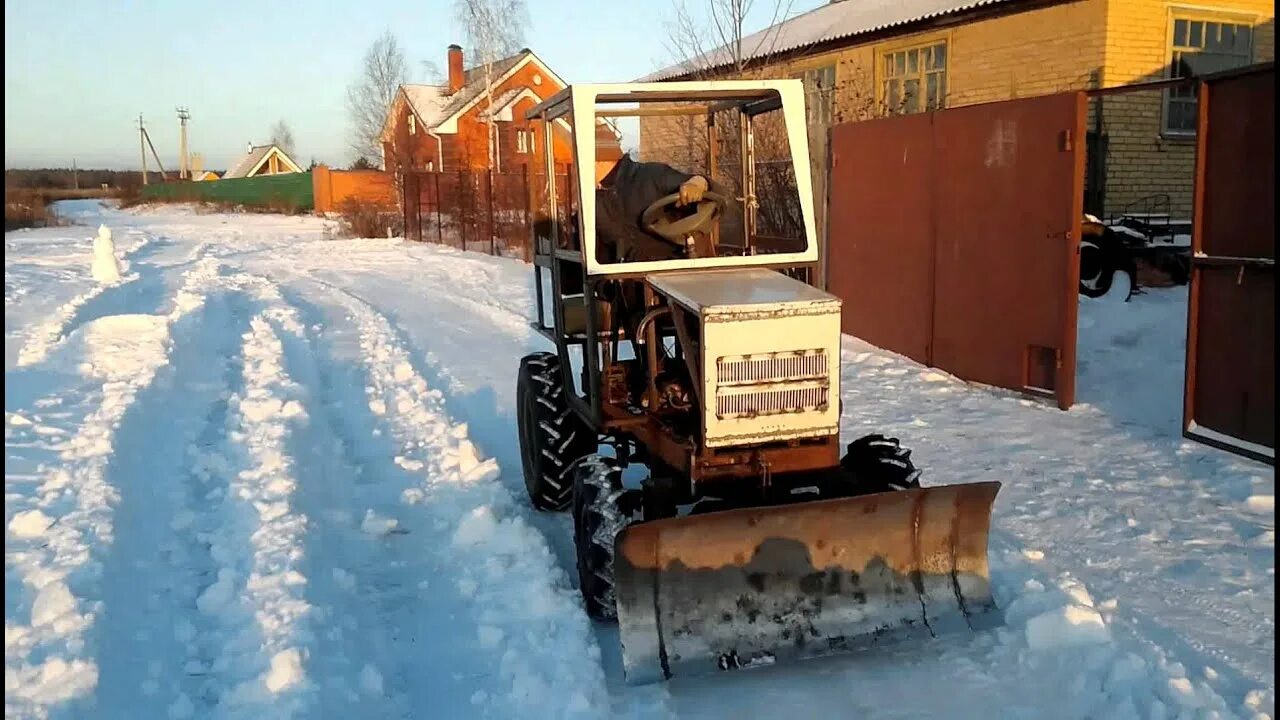Купить самодельный минитрактор для уборки снега чистка снега поворотным отвалом - YouTube