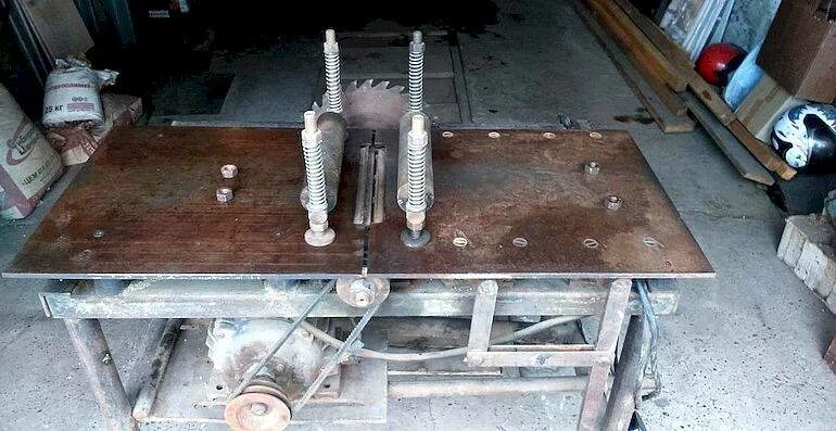 Купить самодельный строгальный станок Как сделать строгальный станок по дереву своими руками