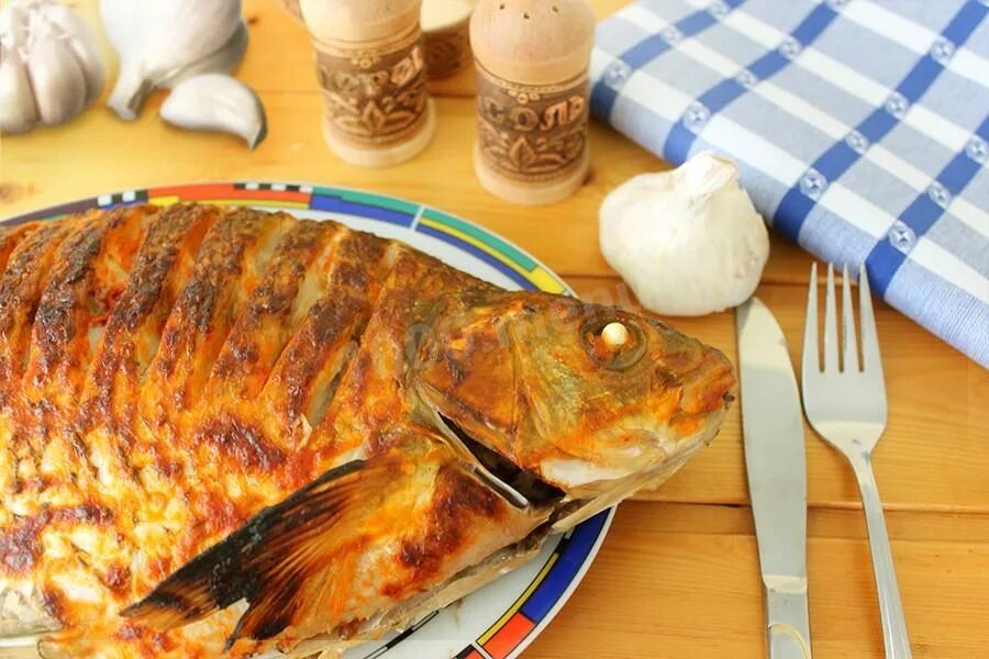 Лещ в духовке фото Лещ в духовке целиком рецепт с фото - 1000.menu