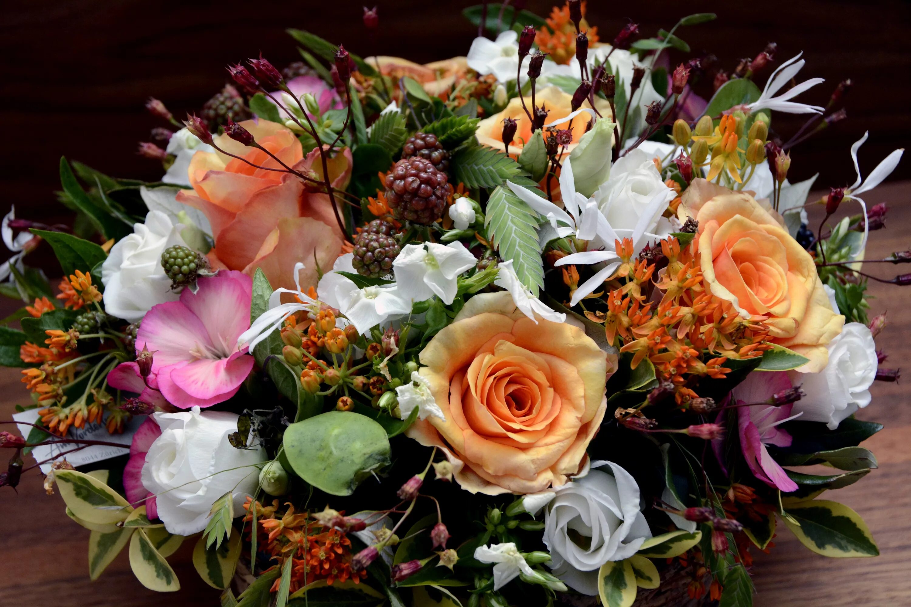 Лесибертс букеты фото Free Images : gift, roses, pastel, beautiful, birthday, tender, floristry, retai