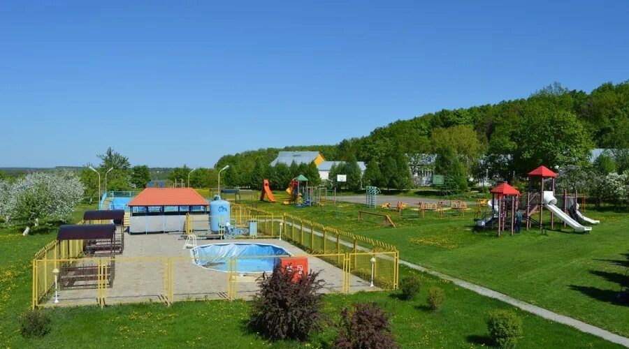 Лесная поляна орел фото Лесная Поляна - Оздоровительный лагерь в Орловской области - купить путевку с бе