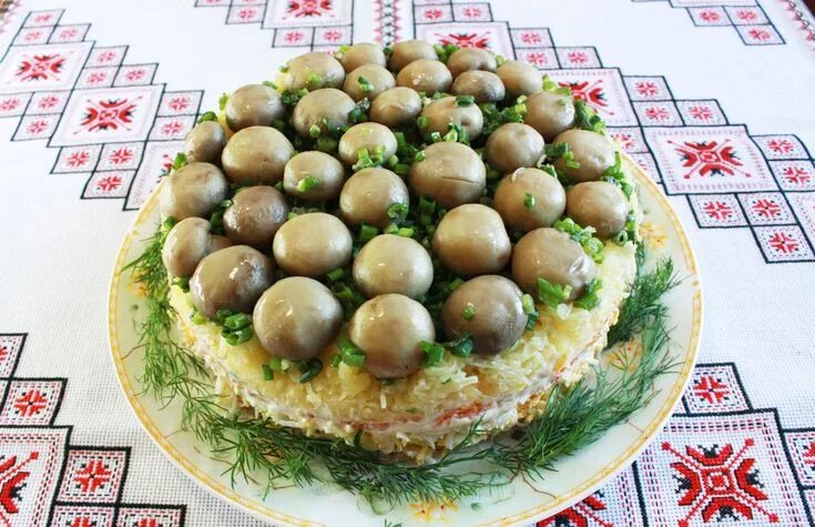 Лесная поляна салат рецепт с фото Салат Грибная Поляна рецепт Салат с курицей и шампиньонами Салат Лесная ... Food