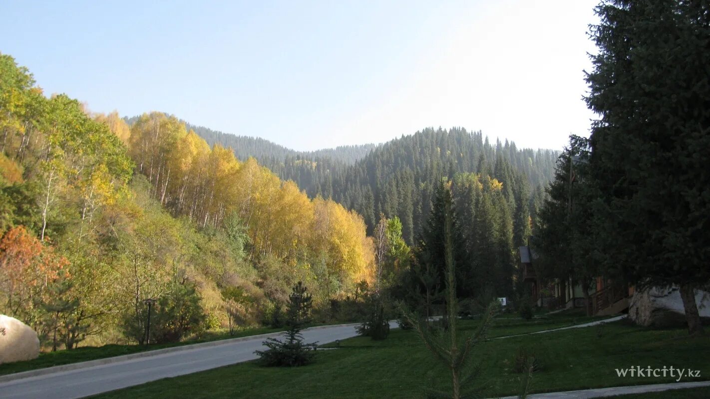 Лесная сказка алматы фото Фотография "Oi-Qaragai Lesnaya Skazka Mountain Resort" Almaty