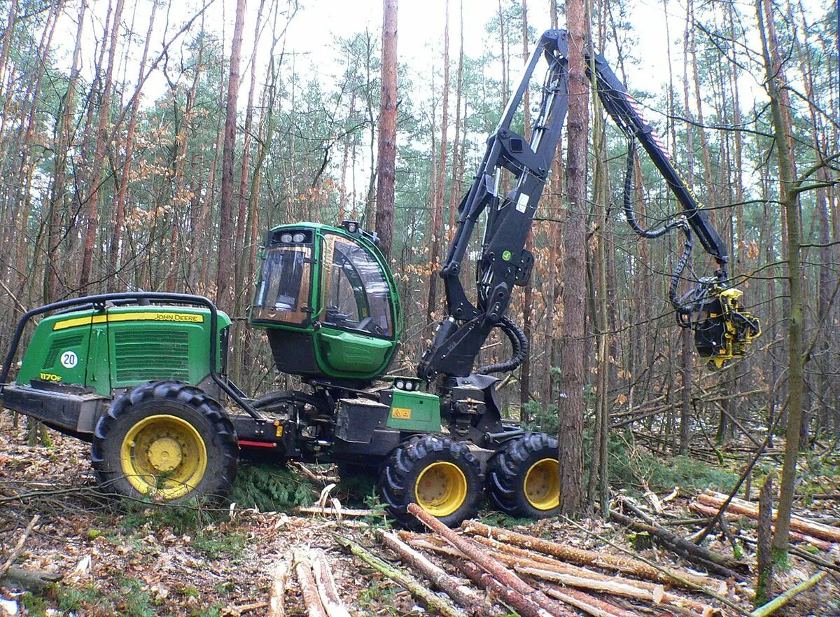 Лесная техника фото Tiedosto:Harvester John Deere 1170E.JPG - Wikipedia