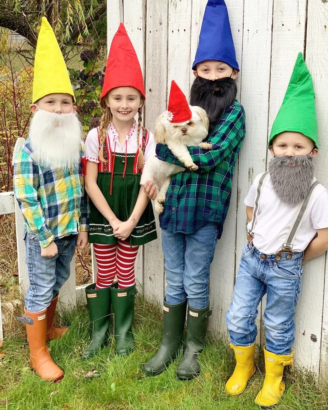 Лесной гном фото костюм Happy Halloween from my little gnomes and gnome pup ! Hope your day was amazing!