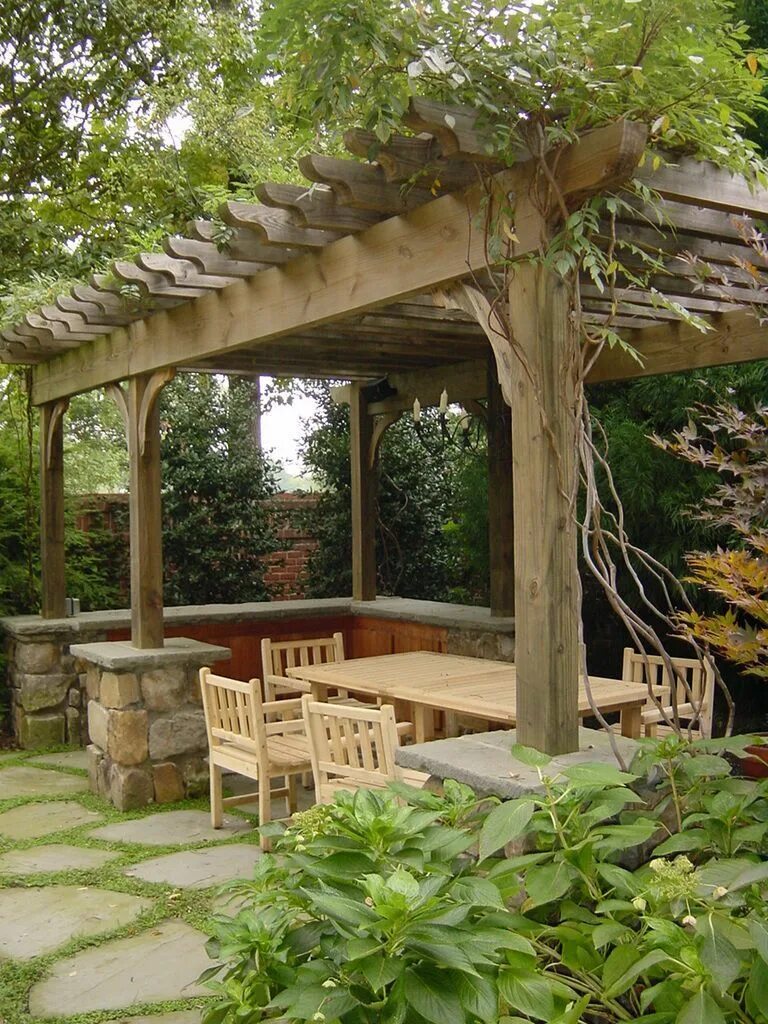 Лесные беседки фото Outdoor dining area I designed while employed as lead designer at Cascade Design