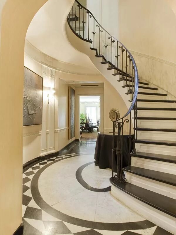 Лестница из плитки в частном доме фото This 27 million dollar Neo Federal style classic home boasts 10,000 square feet 