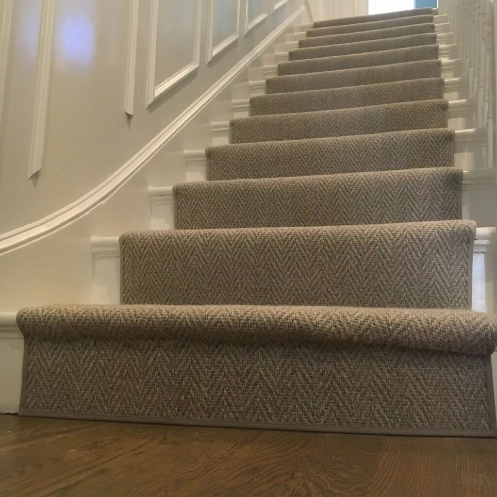 Лестница ковролином фото Blog Archives - The Carpet Workroom Stair runner carpet, Stair runner, Carpet st