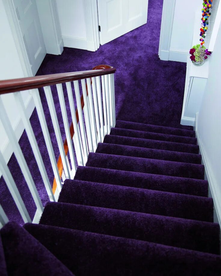 Лестница ковролином фото Sensation Twist in Wild Cherry Carpet stairs, Hotel carpet, Bedroom carpet