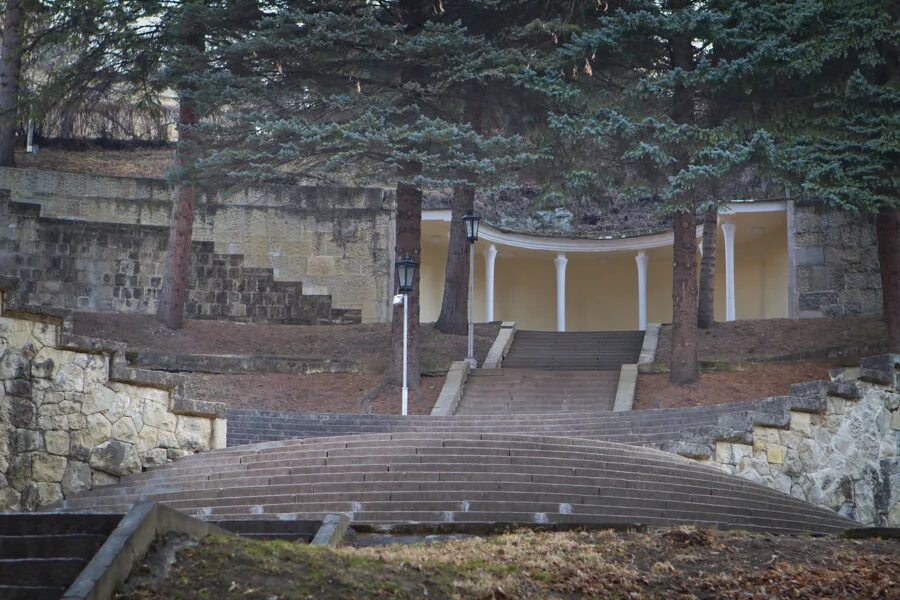 Лестница леонидова в кисловодске фото Лестница Леонидова. Продолжение: seg_o - ЖЖ