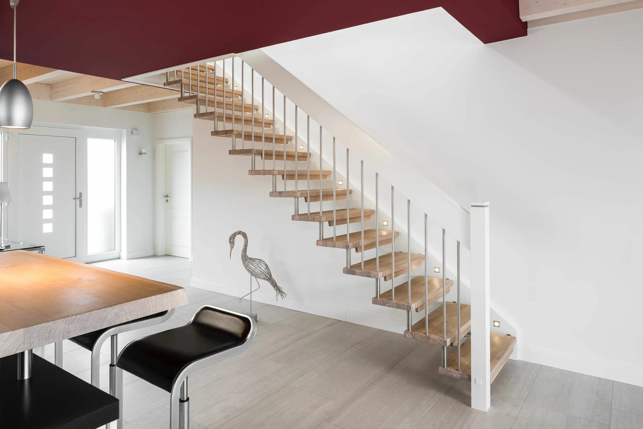 Лестница на больцах фото Freitragende Treppen - schwerelose Leichtigkeit - Treppenbau Voß Freitragende tr
