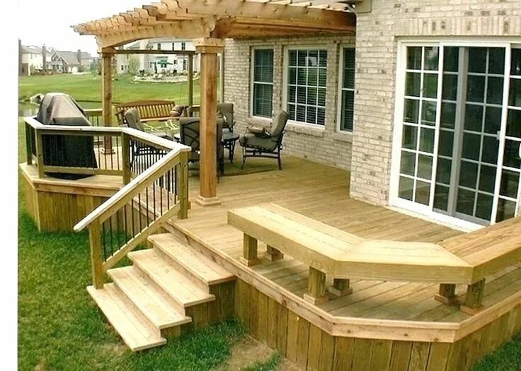 Лестница на веранду из дерева фото Deck with pergola & bench Deck designs backyard, Pergola, Patio deck designs
