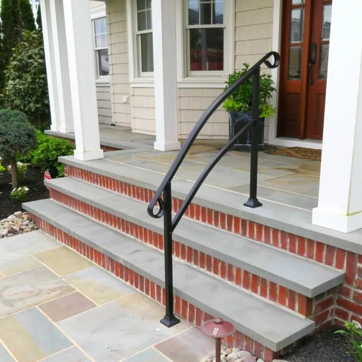 Лестница перед домом фото Porch Hand Rails - Designs, Kits and More Outdoor stair railing, Front porch ste