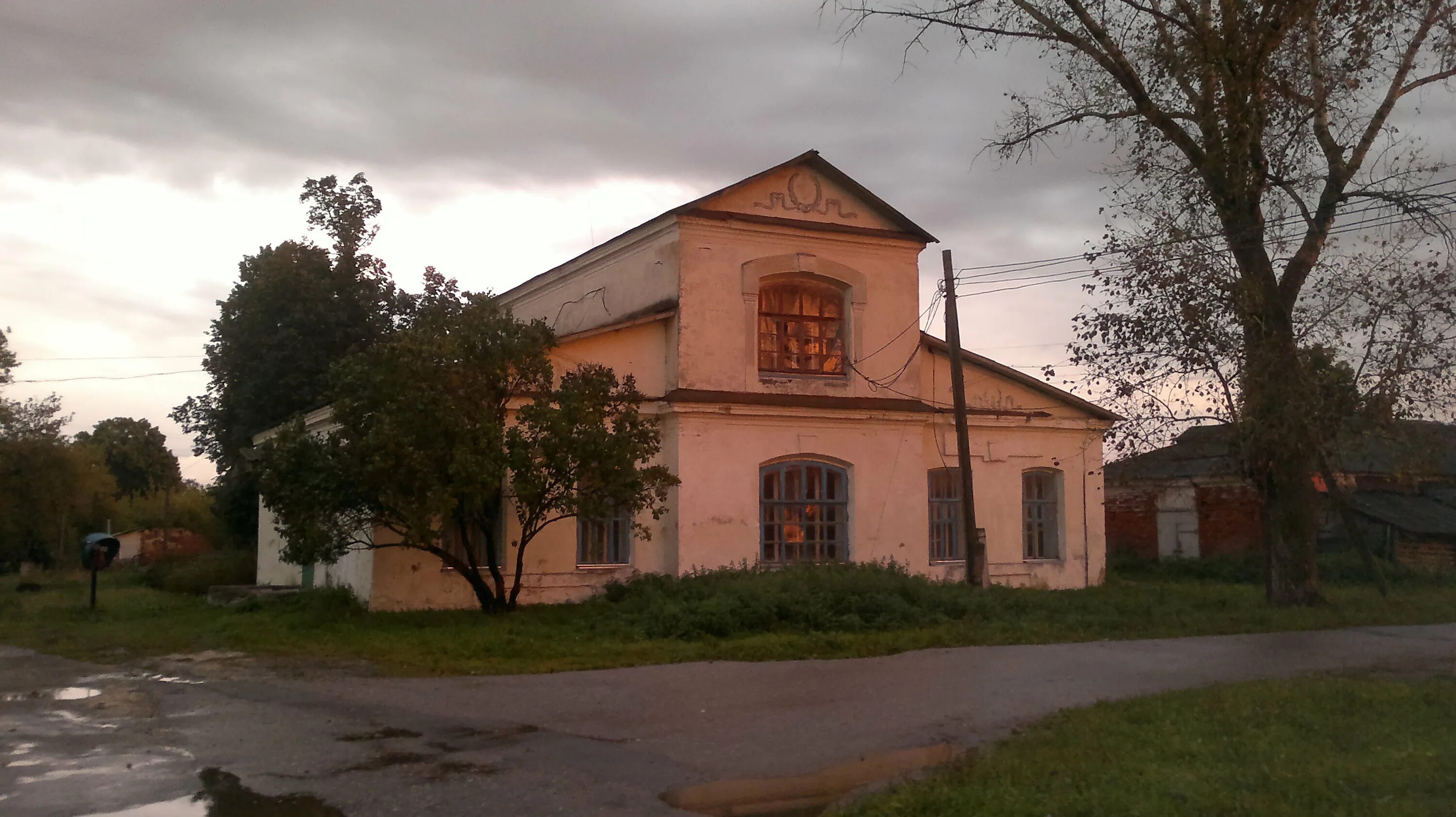 Лестница село костино 32 фото File:Контора бывшей усадьбы Никитинских в селе Костино.jpg - Wikimedia Commons