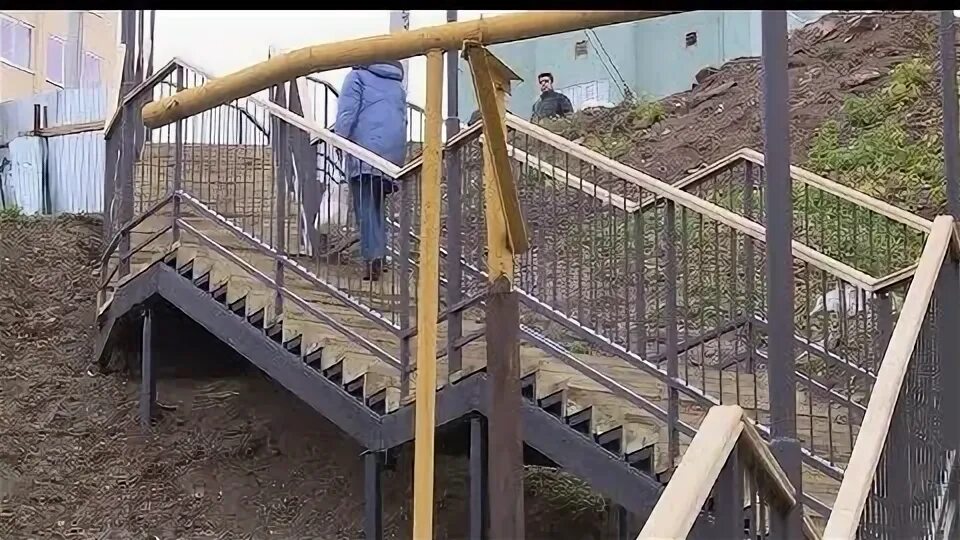 Лестница уфа фото В Уфе на улице Армавирской установили лестницу на месте опасного склона Вся Уфа 