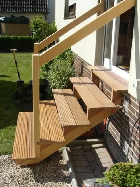 Лестница в беседку из дерева своими руками Outdoor Wooden Stairs Giving Unique, Warm Look to Modern Houses Außentreppe baue