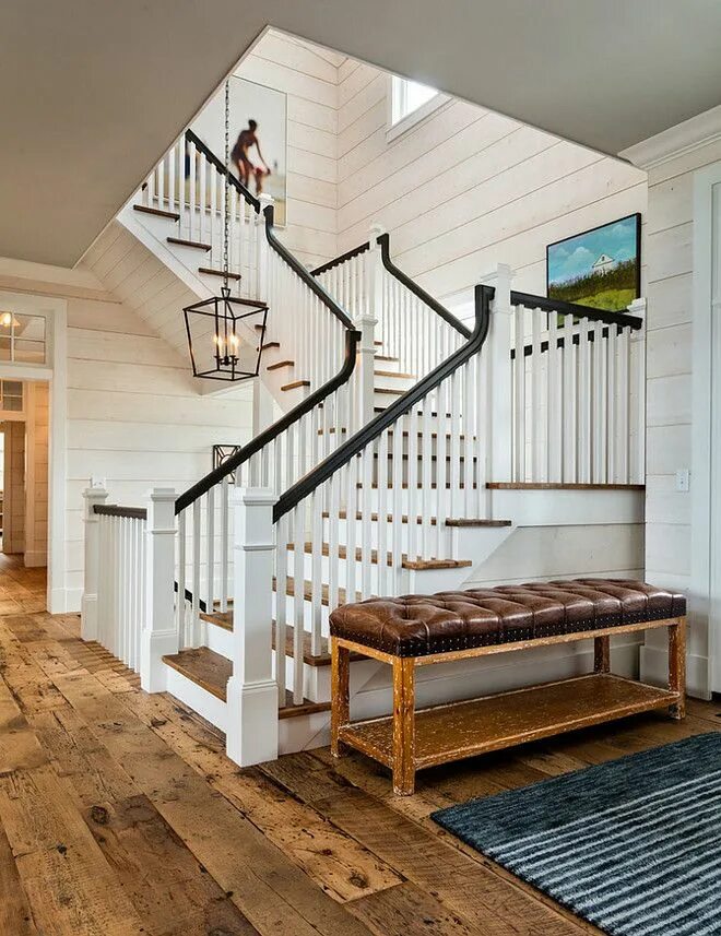 Лестница в частном доме фото дерево Interior Design Ideas Farmhouse staircase decor, Staircase design, Staircase dec