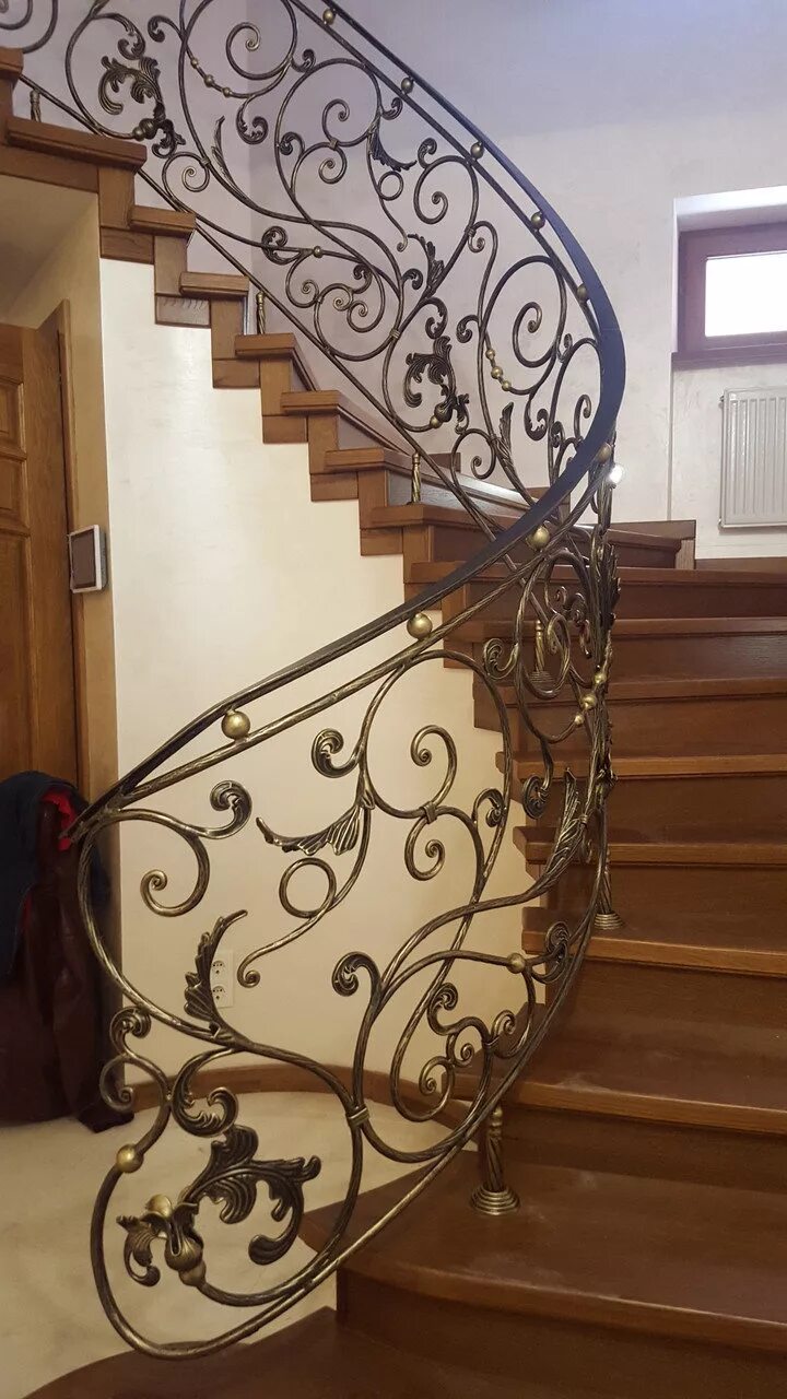 Лестница в доме ковка фото Кованые перила для лестицы, в дом, на крыльцо, купить в Москве, цены, фото