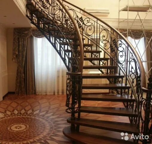 Лестница в доме ковка фото Лестница на металлокаркасе купить в Ярославле Товары для дома и дачи Авито