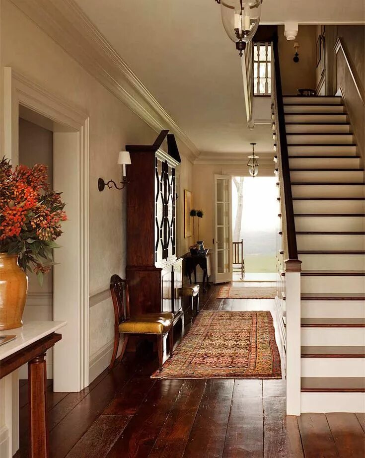 Лестница в интерьере загородного дома Pin on Staircase Design House design, Warm color schemes, Interior