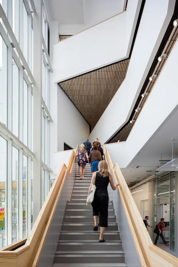 Лестница в школе фото University of Portsmouth School of Architecture