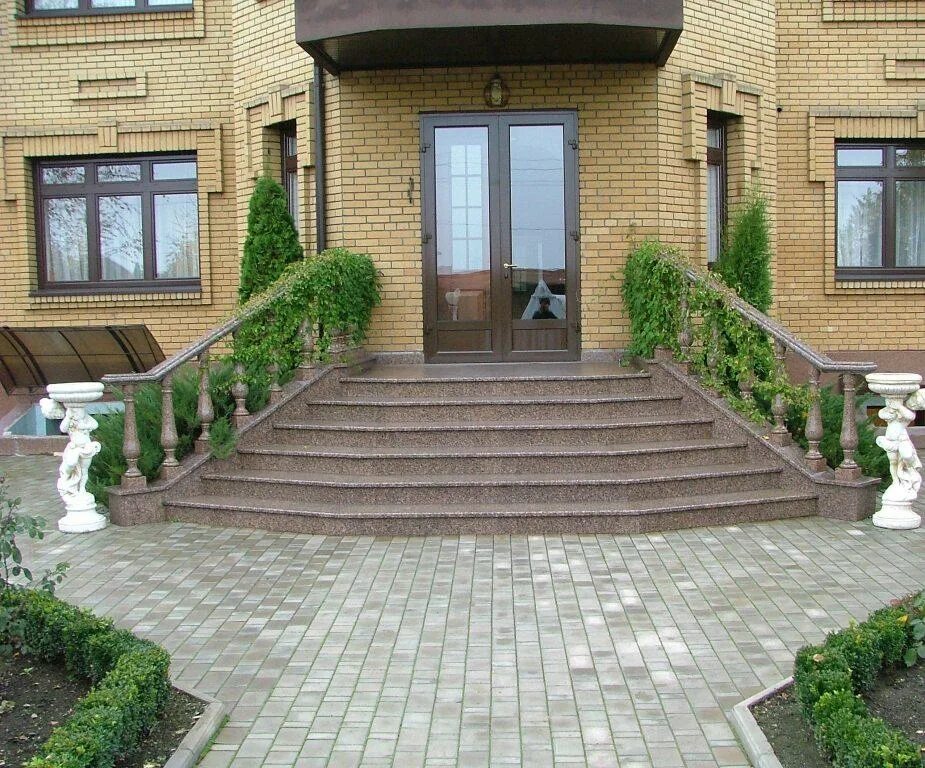 Лестница вход в частный дом фото Входная группа из гранита и ее особенности. - Дюлон. - Изделия из натурального и