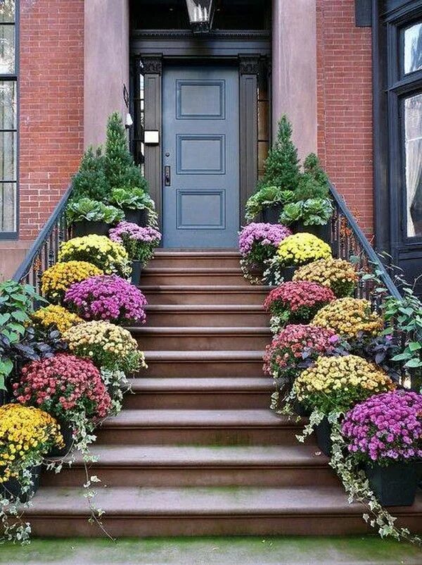 Лестница возле дома фото 22 Wonderful Outdoor Steps Decorated with Flower Planters and Pots - The ART in 
