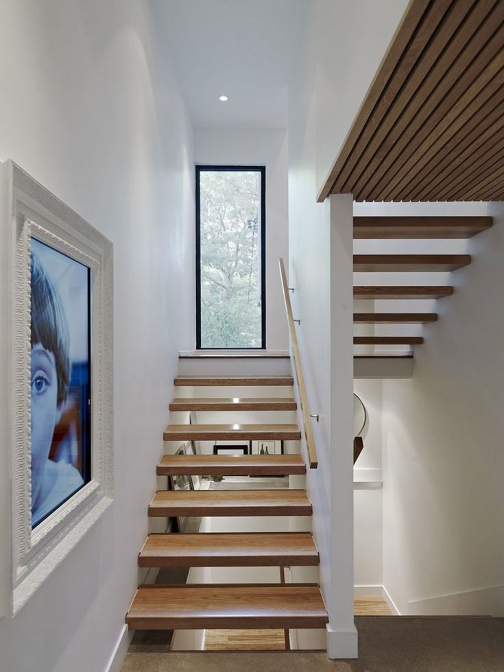 Лестница второго этажа фото Beech House by Altius Architecture Beech house, Modern family house, Stairs desi