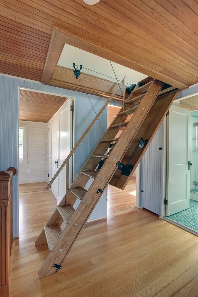 Лестница второго этажа фото Cottage Renovation - Фьюжн - Лестница - Нью-Йорк - от эксперта Point One Archite